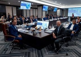 YAB Perdana Menteri, Dato’ Seri Anwar Ibrahim di Parlimen Malaysia, Kuala Lumpur 31 October, 2023. - SADIQ ASYRAF/Pejabat Perdana Menteri

NO SALES; NO ARCHIVE; RESTRICTED TO EDITORIAL USE ONLY. NOTE TO EDITORS: This photos may only be used for editorial reporting purposes for the contemporaneous illustration of events, things or the people in the image or facts mentioned in the caption. Reuse of the pictures may require further permission. MANDATORY CREDIT - SADIQ ASYRAF/Prime Minister’s Office of Mala